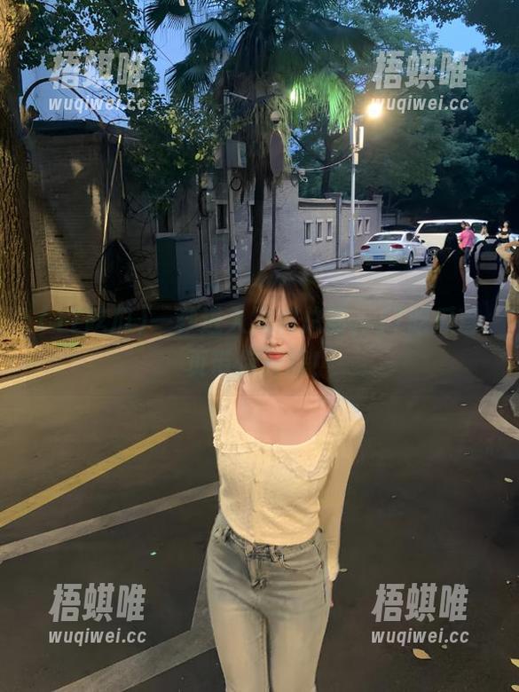 17吃瓜 一秒进入黑料总部,17吃瓜首页带你开眼!