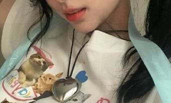 永久在51cg上吃瓜，有点东西但也有点尴尬…