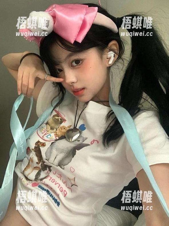 永久在51cg上吃瓜，有点东西但也有点尴尬…
