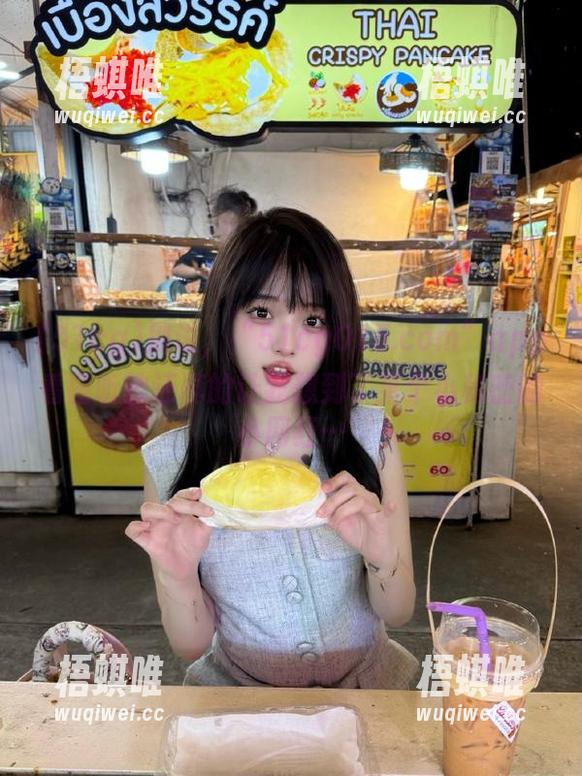 别说，“51cg015.com”app看图听歌还真的让我想到了某个小秘密的小网红…