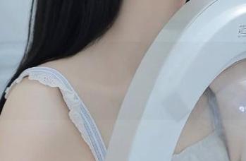 在51cg2.fun里，剁手党和吃瓜群众的永久交集