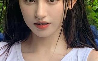一边偷偷收藏，一边感受www.51吃瓜的新奇剧情！