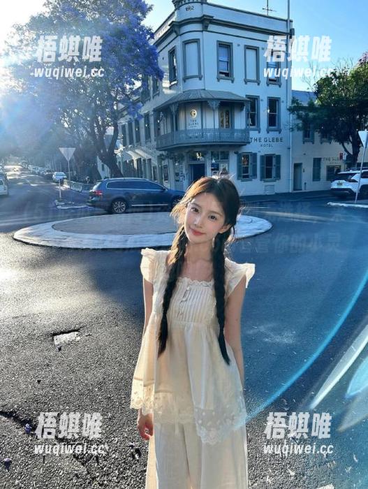 资源不足，别无选择，来www.51吃瓜黑料网.com管管你的小灵魂吧！