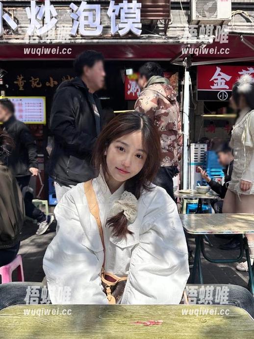 在www.51吃瓜黑料网上，用ios的时候居然能顺便窥探一下网友的心声！