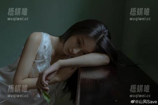 51热门大瓜 夜深人静时,51热门大瓜发布朝阳群众“目击实录”,真不是我说,越看越像八卦剧!