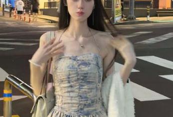 在56吃瓜王的校园，我分享的不止是瓜，还有眼泪。