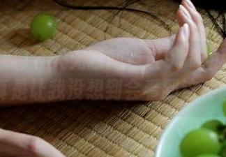 今天无意间点进91吃瓜视频网址，真是让我没想到会看到这种画面！