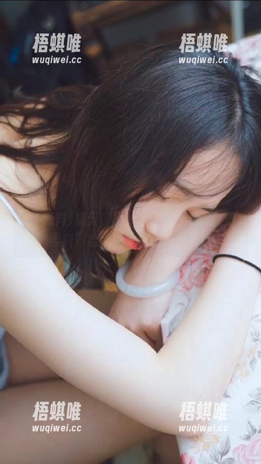 91黑料 晴天霹雳or狗血剧?观看“91黑料”给你不一样的吃瓜体验