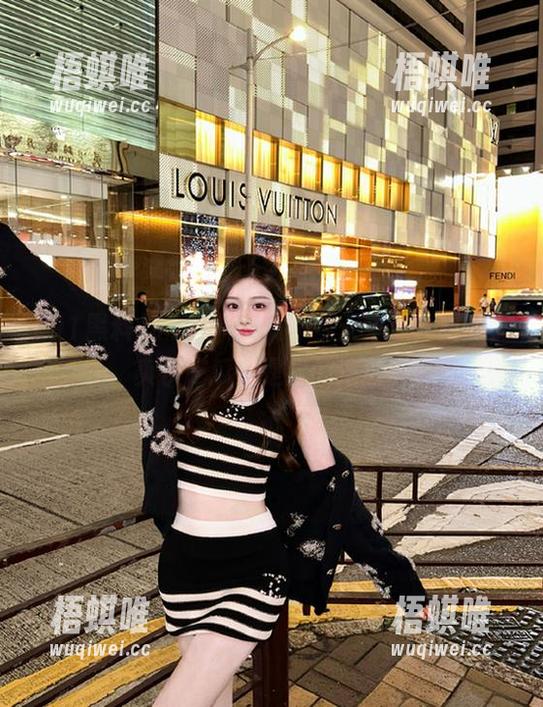 91黑料首页，今天来点儿甜的，爽快吃瓜就是我的追求！