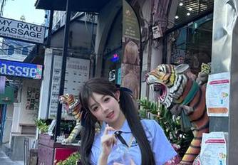 www.tttzzz.com的地址就藏在生活的缝隙里，真让人无从抵挡的诱惑。