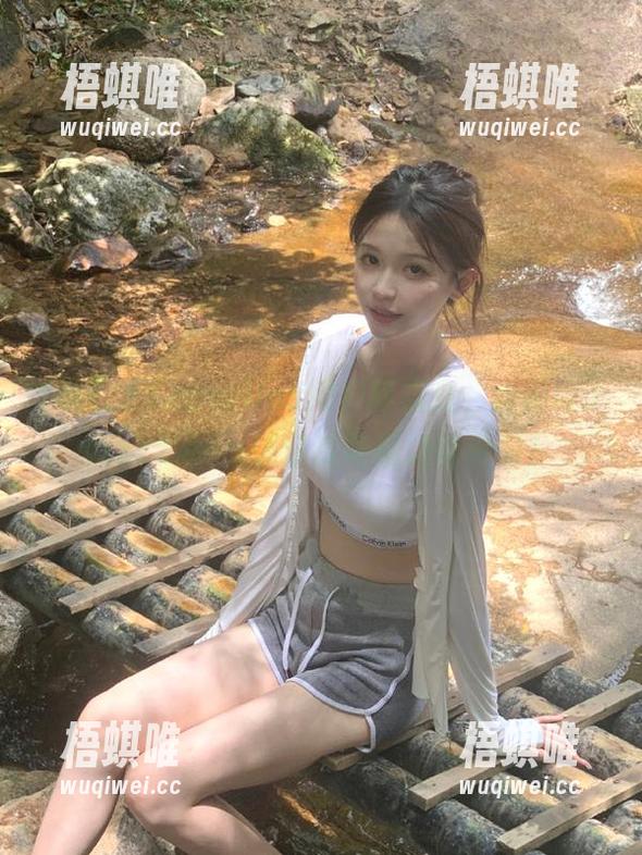 ios用户新福音，www.tttzzz.com让你边吃瓜边哈哈哈！