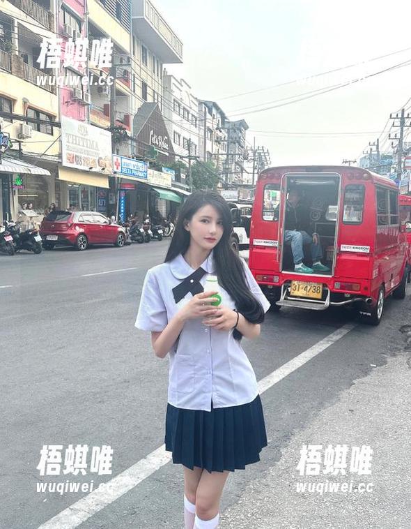 tttzzz.com 你绝对想不到的反转在这里,www.tttzzz.com视频有多任性你试试就知道!
