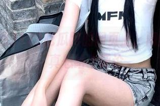 123吃瓜网的网页上，闹剧频出，真想给个评论