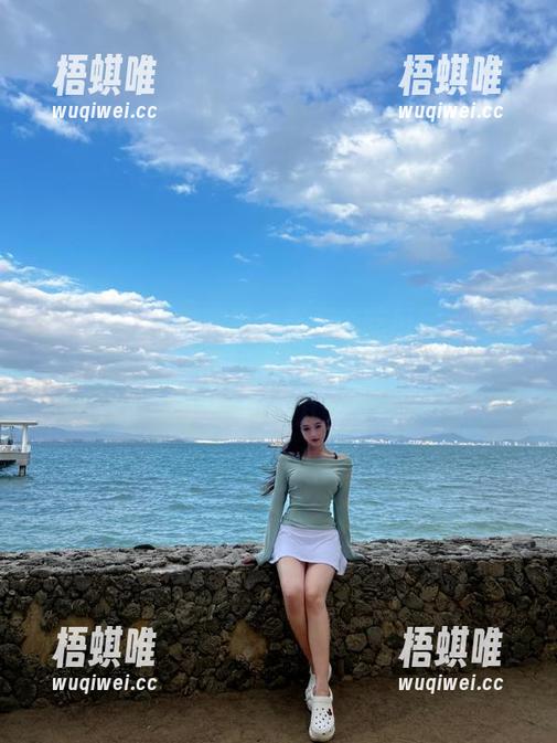 今天随手点开那个吃瓜网官网的链接，噢，时间就这样被吸走了，令人佩服的魅力！