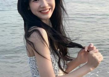 吃瓜网有个链接，点击观看在线瓜田趣事！