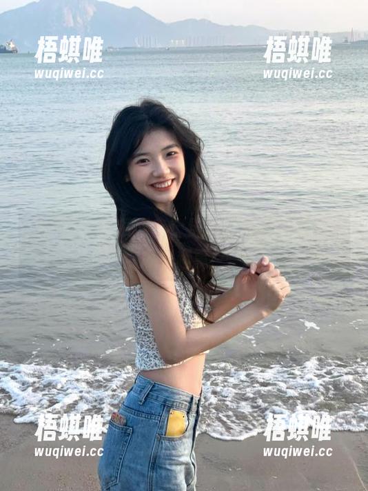 吃瓜网有个链接，点击观看在线瓜田趣事！