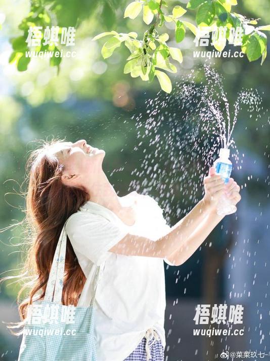 新闻轰炸，“吃瓜网址”网页总是能抓住我的眼，究竟有多牛？