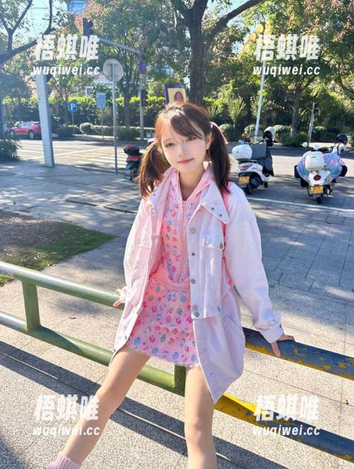 果然黑料不止是明星，吃瓜网红也来免费上演悲剧！