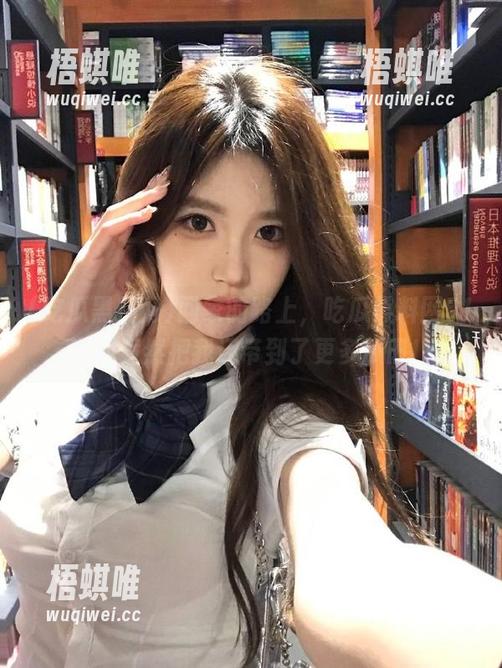 吃瓜黑料网 回家的路上,吃瓜黑料网51官网竟然把我还带到了更多瓜田!