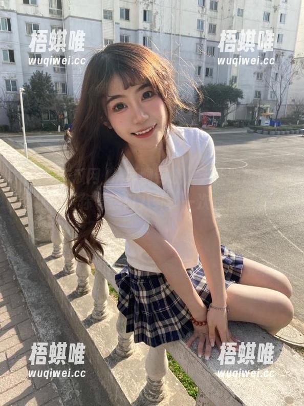 从早聊到晚，天天吃瓜网首页绝赖陪你看热门八卦，一次性停不下来！