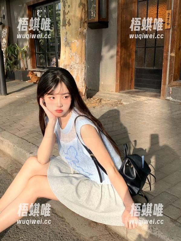 扒哥黑料 “www.扒哥黑料”导航:跟着我,来一场瓜田的神秘探险吧!