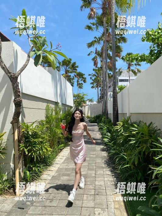 黑料的正确地址，海角吃瓜这盘棋下得真离谱