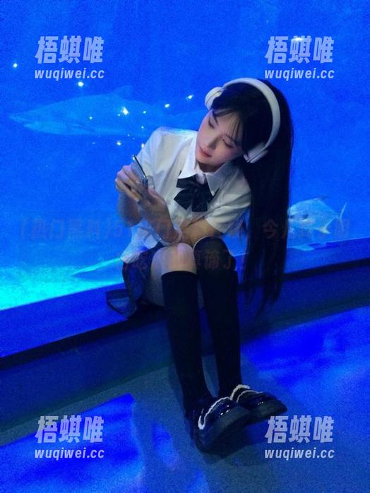 51热门黑料在线，今儿终于明白吃瓜的真谛了！