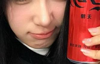 ‘爆料吃瓜网51’的首页也太会抓人眼球了，我给它打个高分！