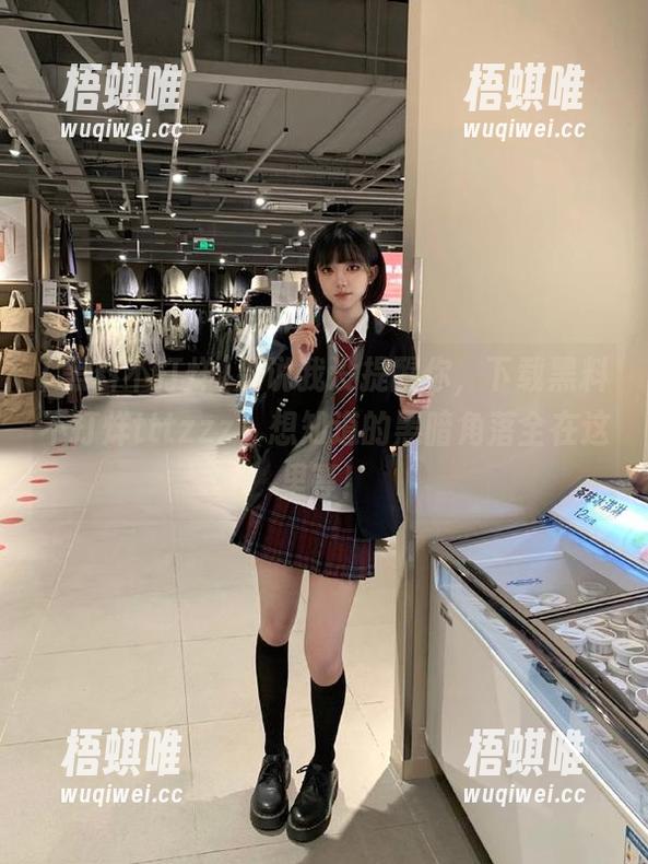 别说我没提醒你，下载黑料不打烊tttzzz，想知道的黑暗角落全在这里等！