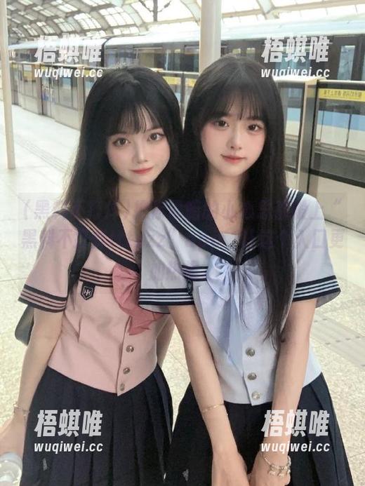 把你黑暗的小心思都搬上“黑料不打烊tttzzz”app，让这个入口更加热闹。