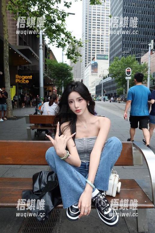 看最新黑料吃瓜网，在线观看时保持轻松姿态哦！