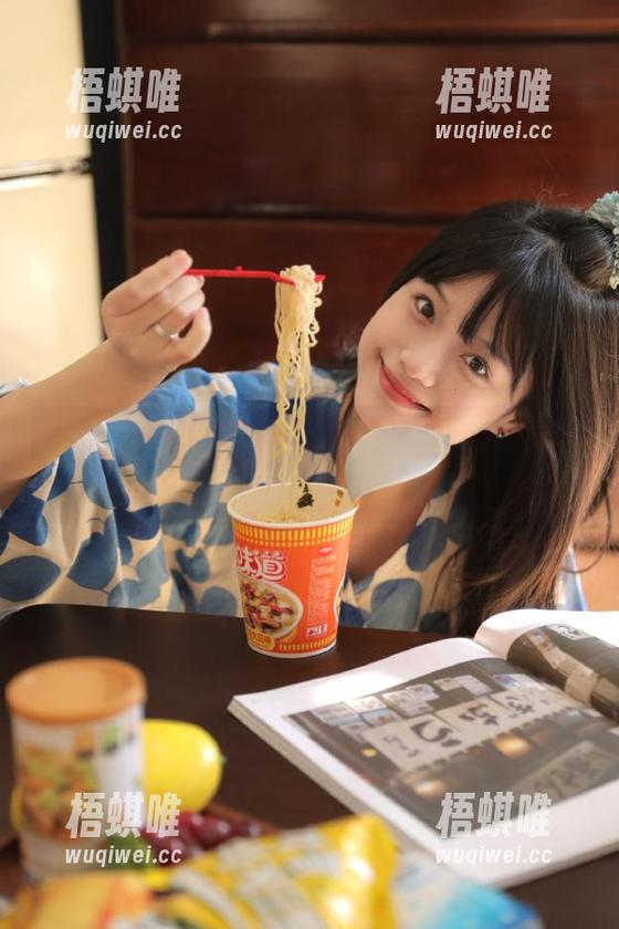 黑料吧 黑料吧导航,让你在八卦世界里随意遨游