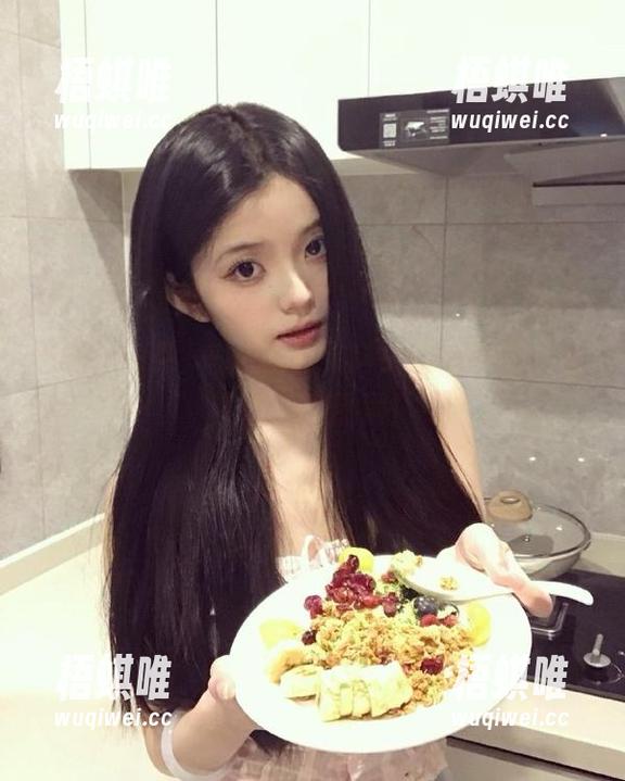 黑料头条 来,跟着黑料头条的导航,看花式,听热闹!