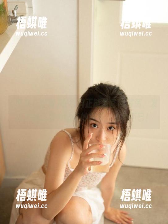 黑料正能量 在黑料正能量官网游荡,发现抖音风混剪的奇妙世界,心动不已!