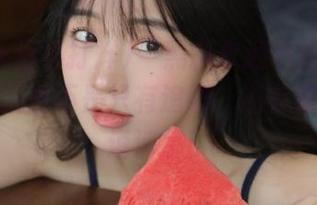 “黑料永远不打烊”网站，瓜田里不是只有追剧，还有超厚的小道消息！