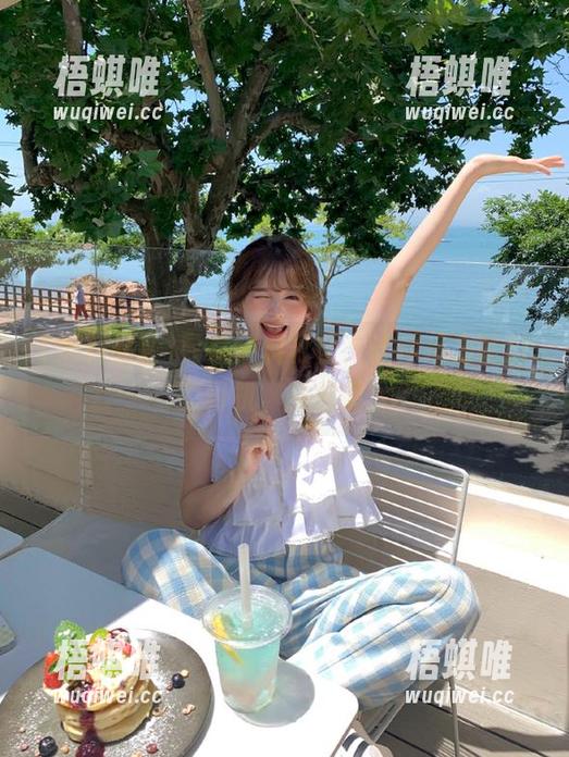 导航黑料社区，让你成为吃瓜老司机，坐稳哦！