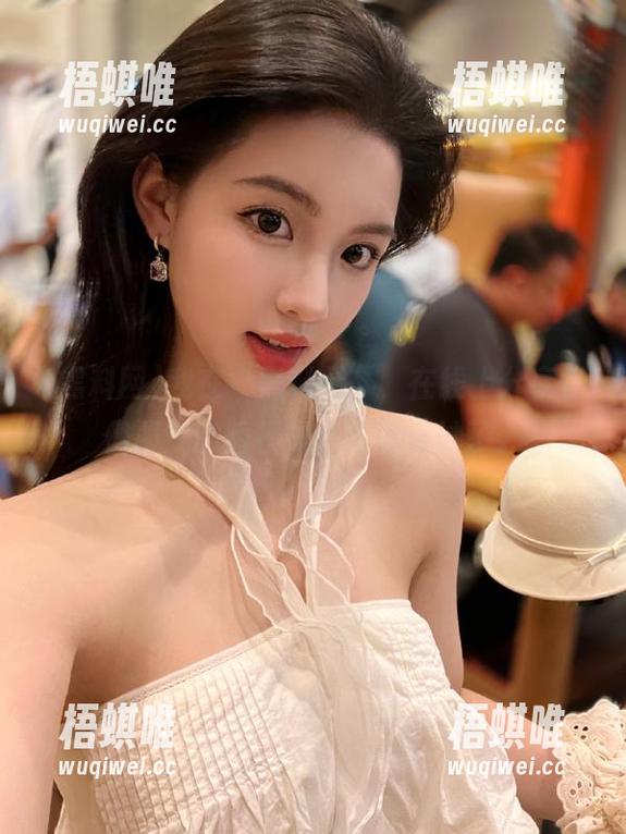 黑料网 我在“黑料网”,在线上分享你们服气的秀模式,真的太妙了。