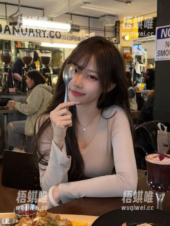 黑料网址 黑料网址的永久会员:做个沉默的瓜友吧!
