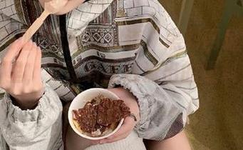 我就想知道“黑料网址”的“线路”里，有没有最近流出的爆料，哈哈！
